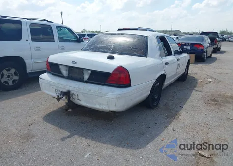 2006 Ford Crown Victoria Police/Police Interceptor z USA, uszkodzony, nr VIN 2FAFP71W16X126000